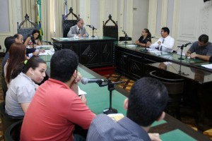 Alerj Deputados de olho na situação financeira da Unig