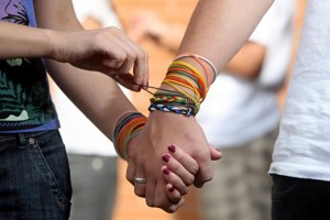 Pulseira Pulseira do Sexo: a "moda" ditando o comportamento sexual