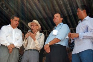 Cabral02 Para o prefeito Claudão, o governador Cabral tem sido muito atencioso com a cidade