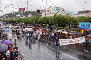 Itaperuna02 Desfile na Avenida Cardoso Moreira