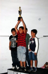 foto01 A noite de sábado (17) foi dedicada aos campeões da “Copa Municipal de Futebol”