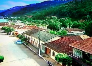 Varre-Sai Cidade foi invadida por caçadores da pedra