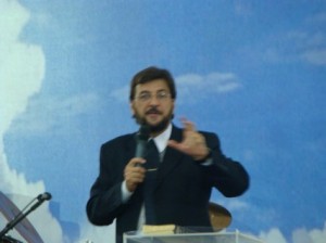 Pr. Arnolfo Pinheiro da Igreja Betesda em Itaperuna