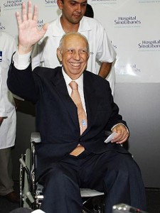 José Alencar vai à homenagem ao aniversário de São Paulo