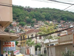 Assassinatos seriam represálias do tráfico de drogas na Zona Norte do Rio de Janeiro