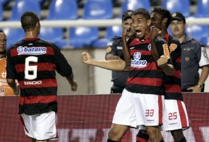 Wanderley vibrou muito com seu primeiro gol no Fla