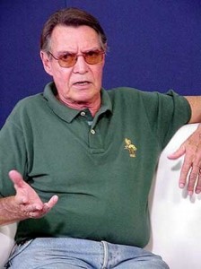 Morre John Herbert aos 81 anos