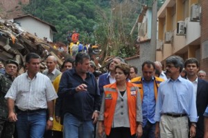 Presidente Dilma Rousseff e Sérgio Cabral visitam a Região Serrana do Rio de Janeiro