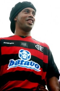 Amor a primeira vista - Ronaldinho cai de amor pela torcida do Flamengo