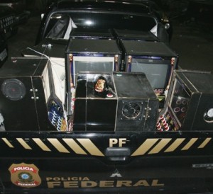 Polícia Federal apreende máquinas e faz prisão no Rio de Janeiro