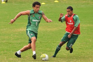 Fred Jogador Fred estará de fora do jogo no Uruguai