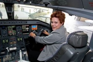 Dilma cria a Secretaria de Aviação Civil para tentar solucionar o problema do setor no país