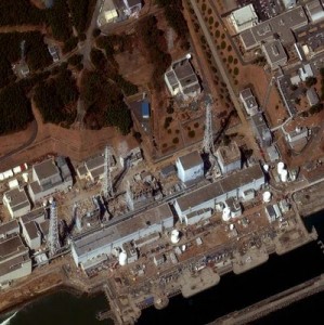Fukushima Daiichi Em Fukushima Daiichi desastre atômico sem precedentes ainda não foi descartado