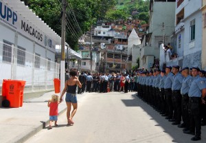 Alguns policiais da Unidade de Polícia Pacificadora (UPP) do Morro dos Macacos prestam depoimento na Corregedoria