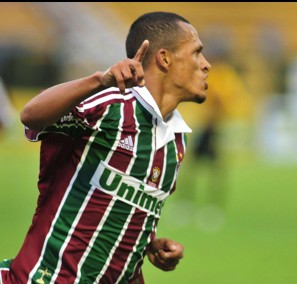 Souza abriu o marcador na vitória de 2 x 0 sobre o Volta Redonda