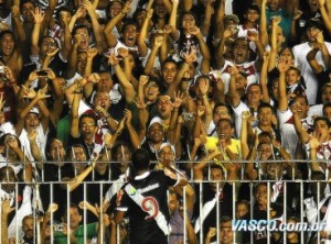 Vasco No final do jogo Alecsandro faz o gol da vitória do Vasco