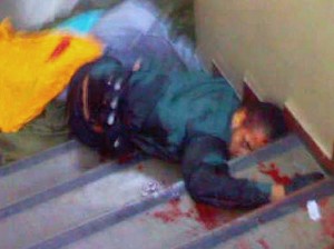 O atirador suicidou ao ser ferido pelo policial