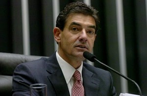 Duarte Nogueira Para o deputado Duarte Nogueira (SP), há uma “necessidade profunda de investigação dessas extremas coincidências”