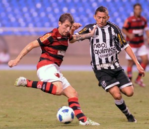 Time luta até o fim, mas perde por 2 a 1, no Engenhão