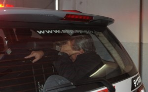 MP prende em São Paulo Ex-diretor técnico da Sanasa, Aurélio Cance Júnior, é visto na viatura policial após ter sido detido em Campinas - Foto: AE