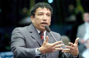 Magno Malta Senador Magno Malta faz parte da bancada Evangélica no Senado