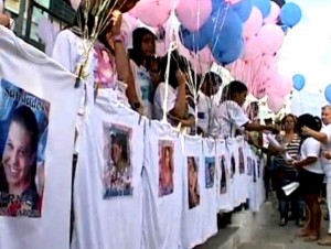 Passeata Passeata em Realengo no Rio de Janeiro pediu o fim da violência