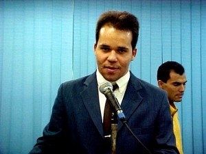 Ralph Anzolin Lichote02 Ralph Anzolin Lichote pode ser expulso do PT por ficar contra a união homossexual no Plenário do STF