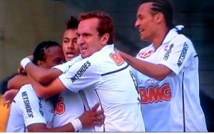 Santos x Corinthians Arouca abriu o marcador na vitória sobre o Corinthians