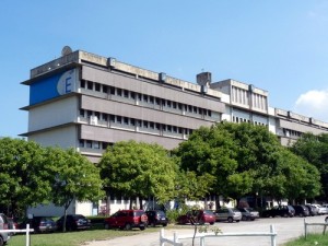 UFF - Campus do Gragoatá - Niterói Alunos que saiam da UFF - Campus do Gragoatá - Niterói ficaram assustados