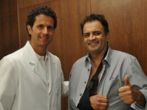 Aécio Neves Senador Aécio Neves foi atendido em Belo Horizonte onde ficou internado por 24 horas
