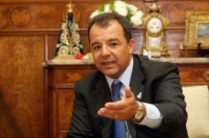Cabral Pressionado Cabral seu aumento para Bombeiros e Militares