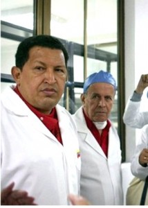 Chavez Hugo Chavez recupera de uma cirurgia para a retirada de um abcesso na pélvis