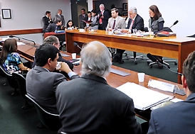 Conselho de Ética Conselho de Ética aprova pedido de cassação de Jaqueline Roriz
