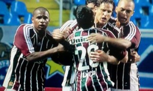 Fluminense Rafael Moura em noite inspirada deu a vitória ao Fluminense