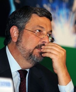 Palocci Palocci não suportou e pediu para sair
