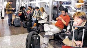 Voos Aeroportos da Argentina estão paralisados por causa do vulcão chileno