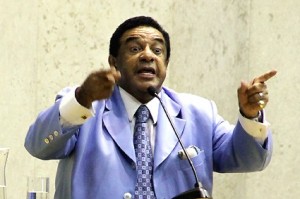 Polícia Federal abrirá inquérito para apurar as declarações do vereador paulistano Agnaldo Timóteo (PR) sobre propina Polícia Federal abrirá inquérito para apurar as declarações do vereador paulistano Agnaldo Timóteo (PR) sobre propina