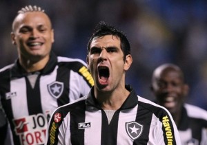 Herrera marcou o gol do Botafogo no empate com o Atlético-GO Herrera marcou o gol do Botafogo no empate com o Atlético-GO