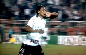 Corinthians vira para cima do Vasco Corinthians vira para cima do Vasco