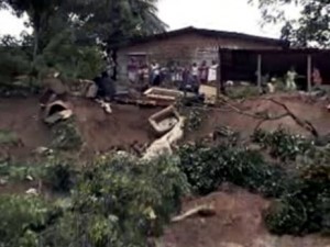 Chuvas fortes causam a morte de oito pessoas em Pernambuco Chuvas fortes causam a morte de oito pessoas em Pernambuco
