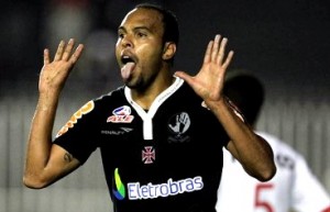 Vasco vira para cima do Atlético-PR em São Januário Vasco vira para cima do Atlético-PR em São Januário