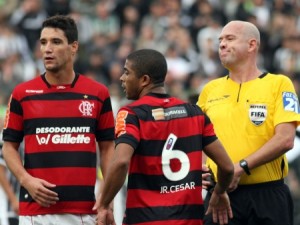 STJD analisada questão envolvendo o árbitro de futebol Heber Roberto Lopes STJD analisada questão envolvendo o árbitro de futebol Heber Roberto Lopes