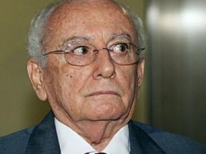 Pedro Novais, Ministro do Turismo, demite quatro servidores investigados pela Polícia Federal Pedro Novais, Ministro do Turismo, demite quatro servidores investigados pela Polícia Federal