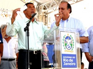 Prefeito Paulada e Pezão inauguram obras em Itaperuna Prefeito Paulada e Pezão inauguram obras em Itaperuna