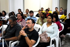 Alunos do SETEBI atentos aos pontos destacados pela magistrada Alunos do SETEBI atentos aos pontos destacados pela magistrada