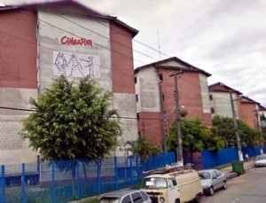 Justiça suspende decisão de remover moradores do Conjunto Habitacional Cingapura Justiça suspende decisão de remover moradores do Conjunto Habitacional Cingapura