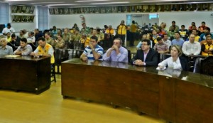 Defesa Civil se reúne na Câmara em Itaperuna Defesa Civil se reúne na Câmara em Itaperuna