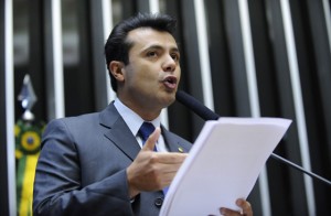Deputado Federal brasileiro apresenta moção de apoio ao pastor iraniano condenado à morte Deputado Federal brasileiro apresenta moção de apoio ao pastor iraniano condenado à morte