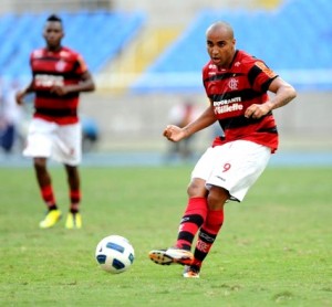 Flamengo não conseguiu converter chances em gol e acabou ficando no 1 a 1 Flamengo não conseguiu converter chances em gol e acabou ficando no 1 a 1