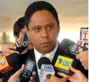 Supremo abre inquérito para investigar Orlando Silva Supremo abre inquérito para investigar Orlando Silva